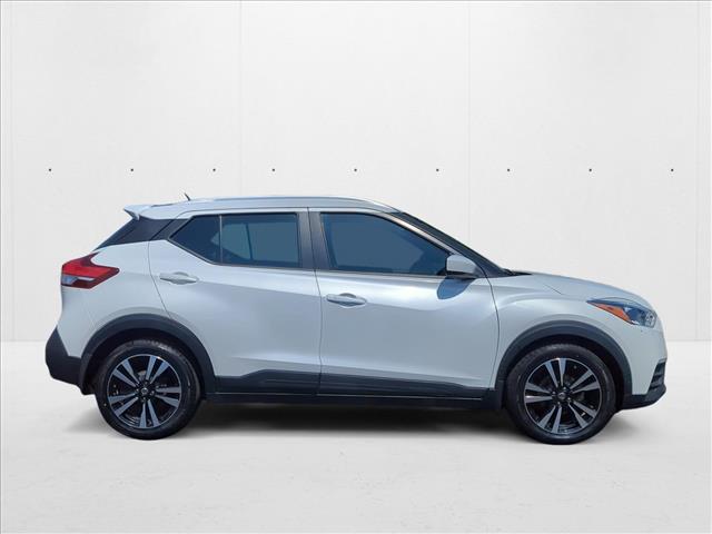 2020 Nissan Kicks SV photo 4