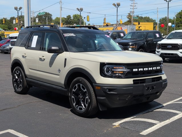 2024 Ford Bronco Sport Outer Banks photo 3