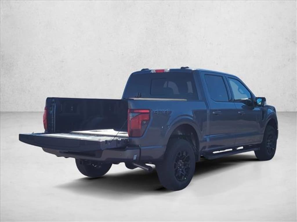 New 2025 Ford F-150 XLT Truck SuperCrew Cab