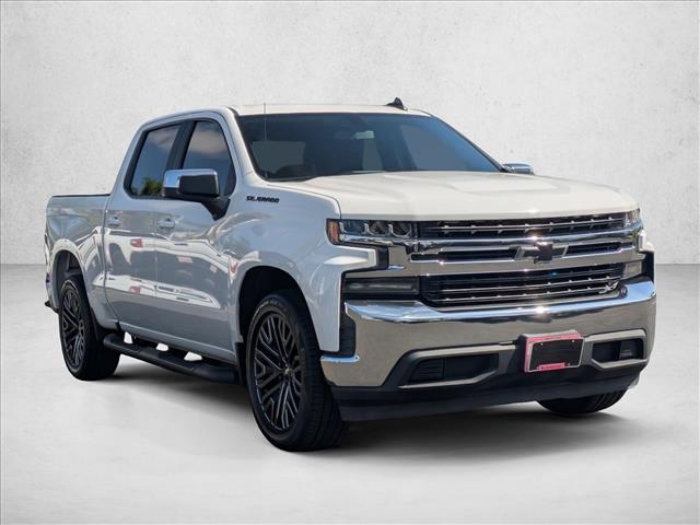 2019 Chevrolet Silverado 1500 LT photo 3