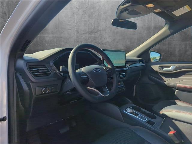 2025 Ford Escape ST-Line photo 3