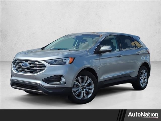 2024 Ford Edge Titanium's photo