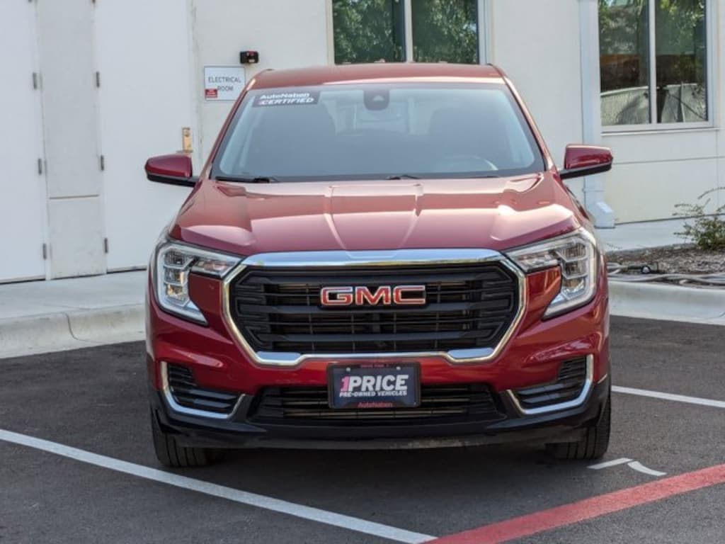 Used 2024 GMC Terrain SLE SUV