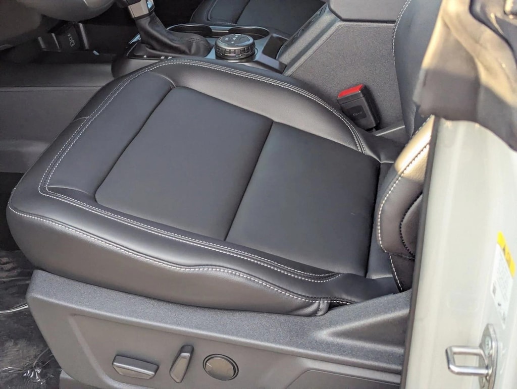 New 2026 Ford Bronco Outer Banks SUV