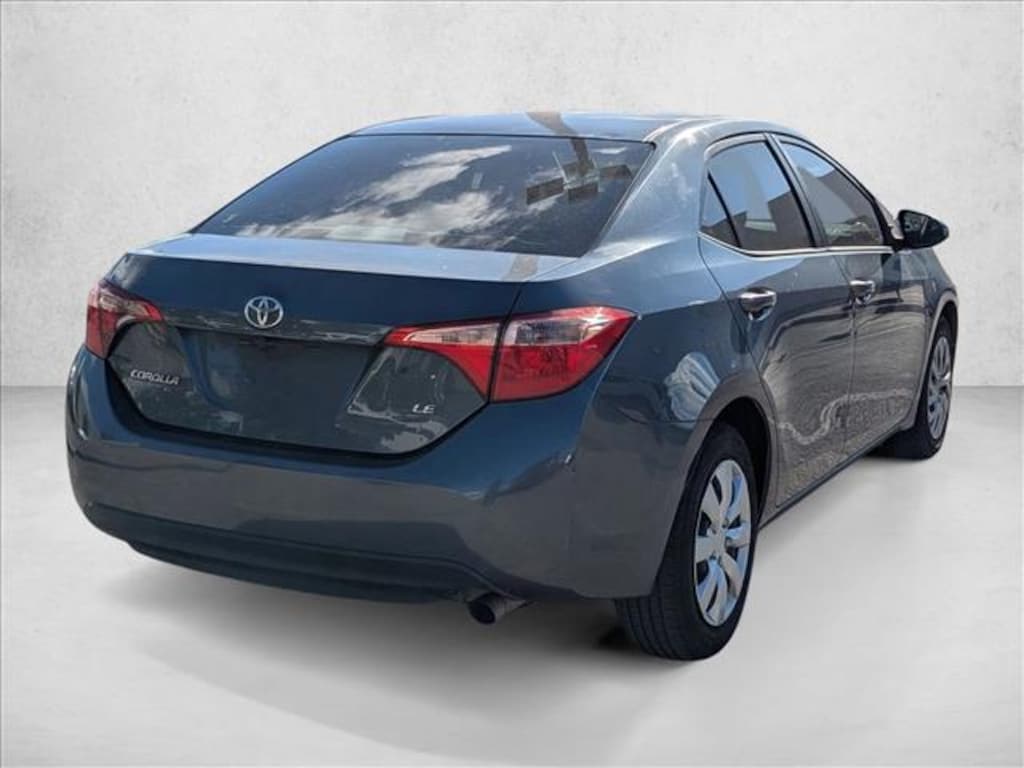 Used 2018 Toyota Corolla LE Sedan