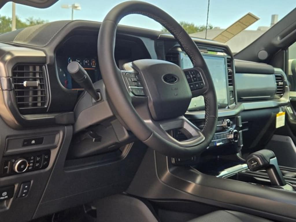 New 2025 Ford F-150 LARIAT Truck SuperCrew Cab
