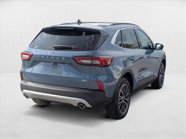 2025 Ford Escape photo 2