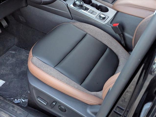 2025 Ford Bronco Sport Outer Banks photo 4