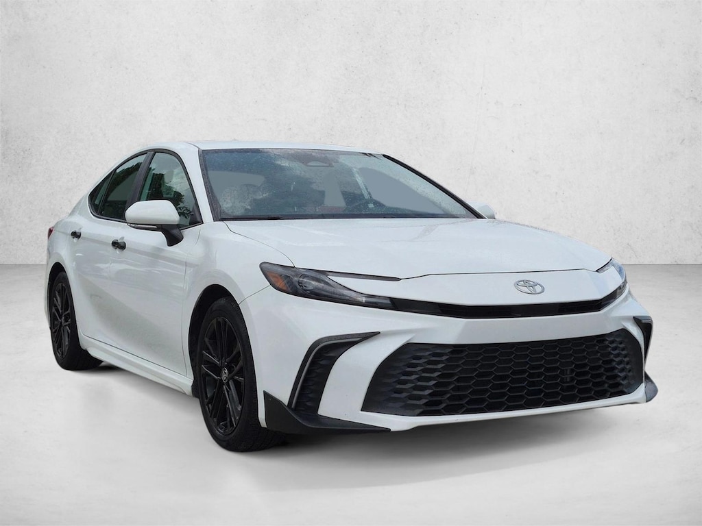 Used 2025 Toyota Camry SE Sedan