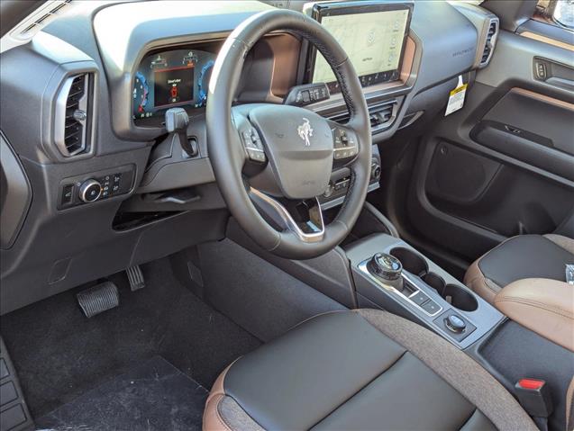 2025 Ford Bronco Sport Outer Banks photo 3