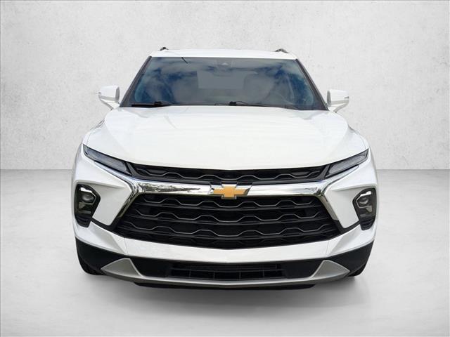 2024 Chevrolet Blazer 3LT photo 2