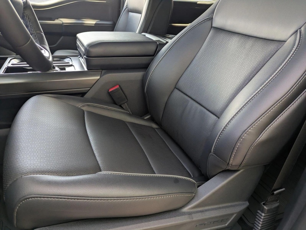 New 2026 Ford F-150 LARIAT Truck SuperCrew Cab
