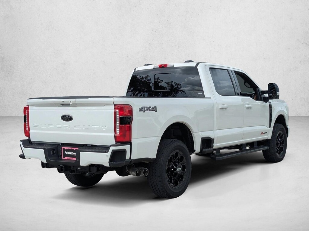 New 2026 Ford F-250 LARIAT Truck Crew Cab