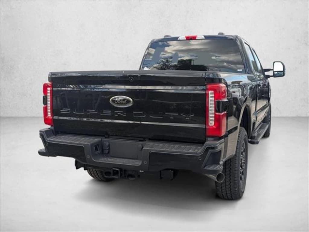 New 2026 Ford F-250 XLT Truck Crew Cab