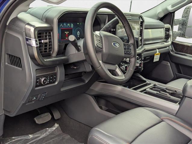 2026 Ford F-250 Lariat photo 2