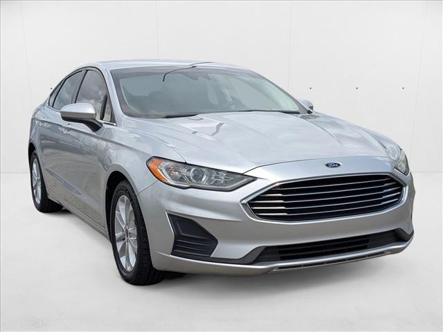 2019 Ford Fusion SE photo 3