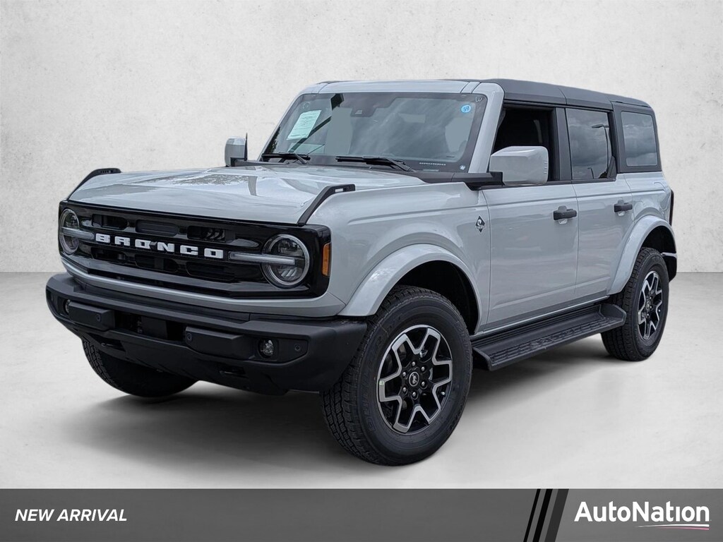 New 2026 Ford Bronco Outer Banks SUV