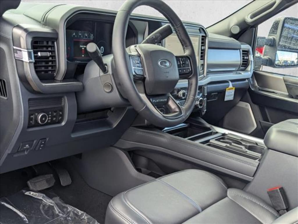 New 2026 Ford F-350 Platinum Truck Crew Cab