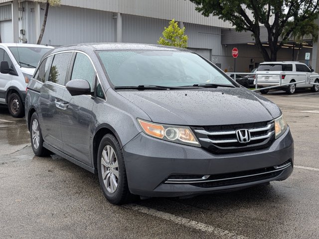 2017 Honda Odyssey EX photo 3