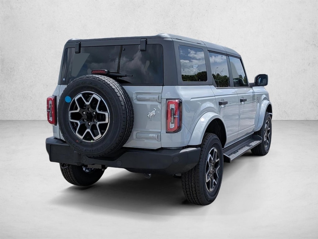 New 2026 Ford Bronco Outer Banks SUV