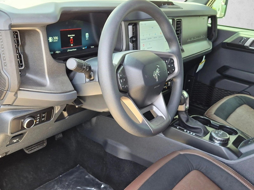New 2026 Ford Bronco Base SUV