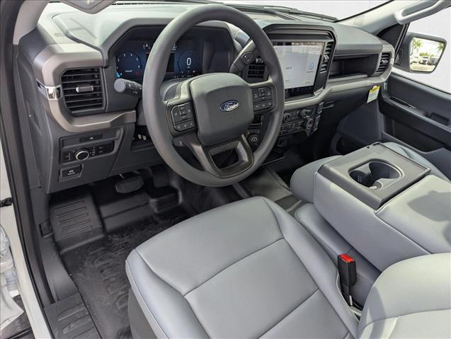 2025 Ford F-150 XL photo 3