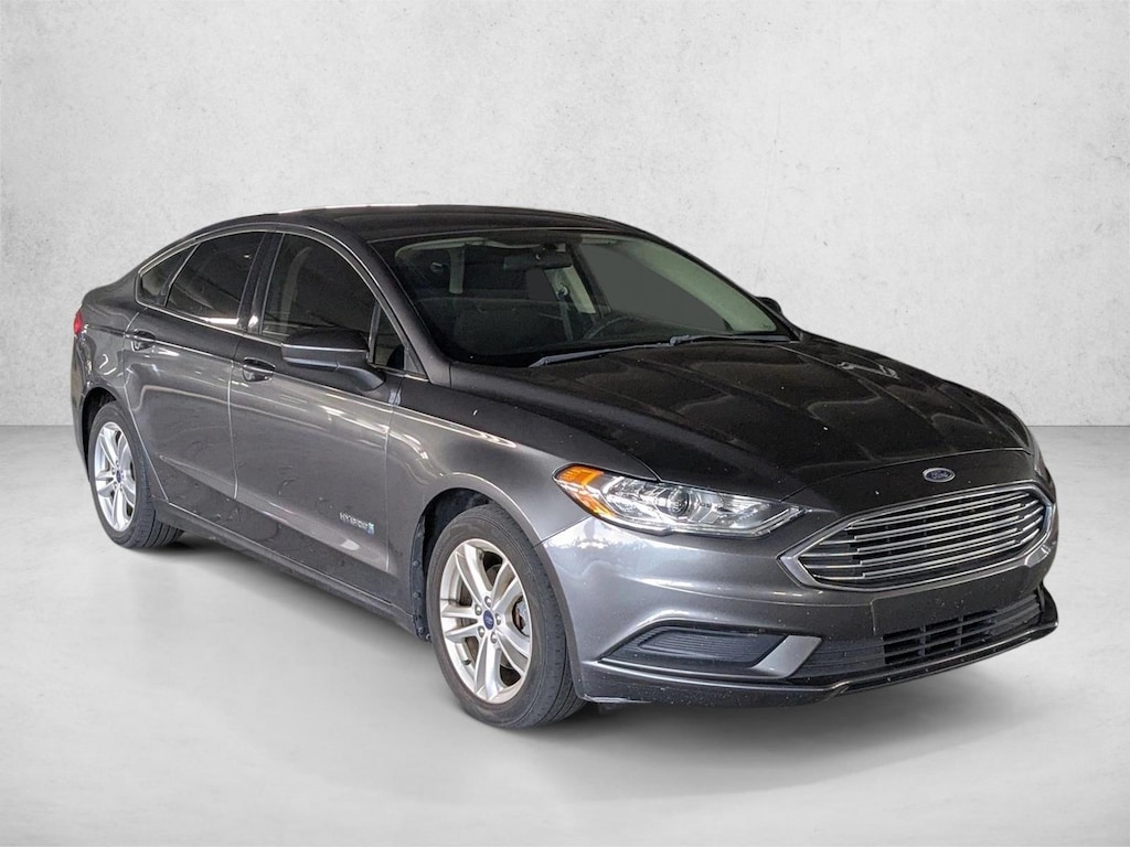 Used 2018 Ford Fusion Hybrid SE Sedan