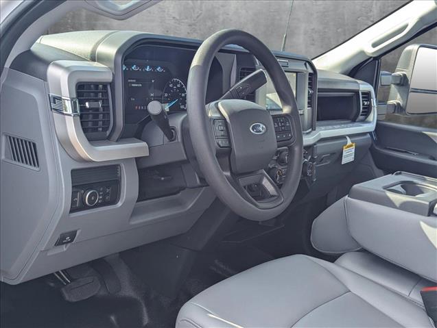 2025 Ford F-250 XL photo 3