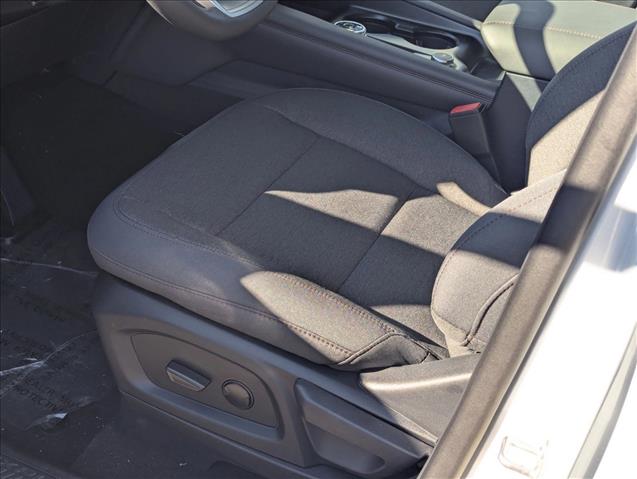 2026 Ford Explorer photo 4