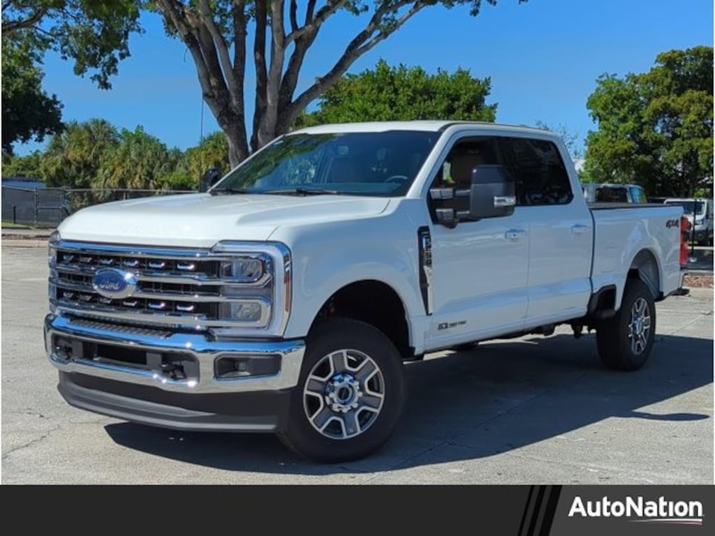 New 2026 Ford F-250 LARIAT Truck Crew Cab