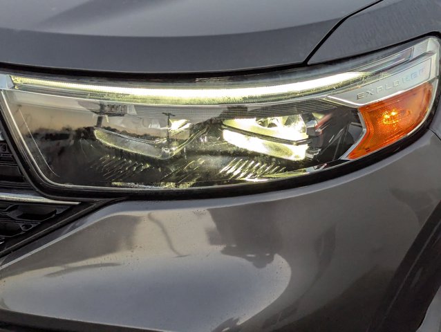 2020 Ford Explorer XLT photo 2