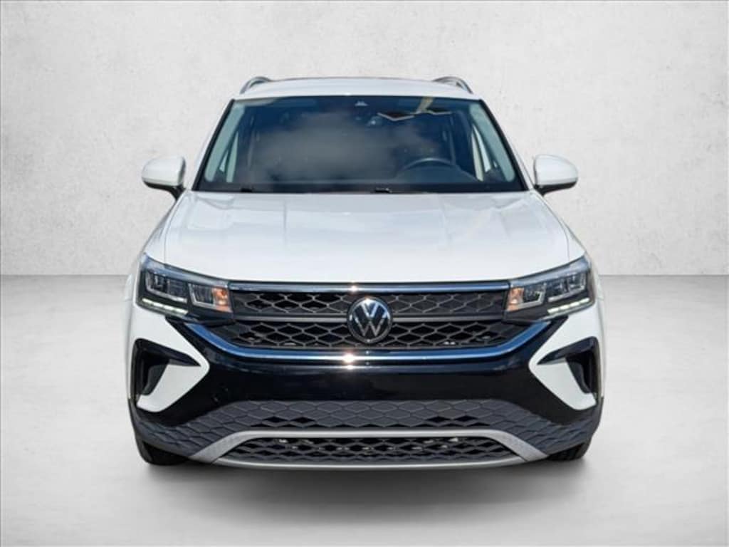 Used 2024 Volkswagen Taos SE SUV