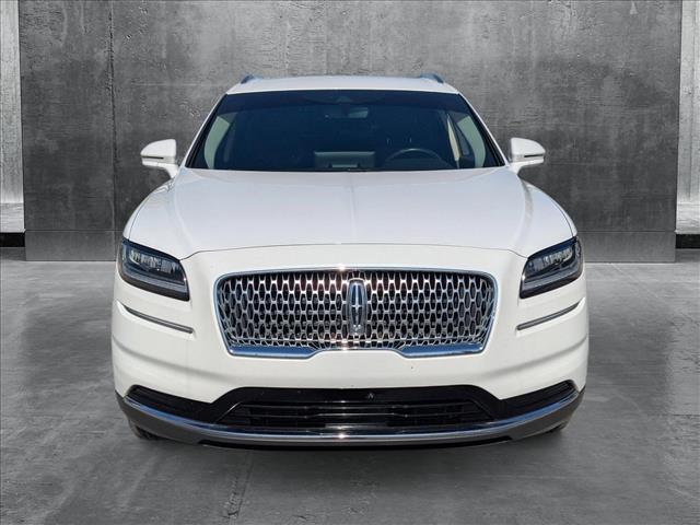 2022 Lincoln Nautilus Standard photo 2