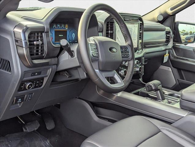 2025 Ford F-150 Lariat photo 3