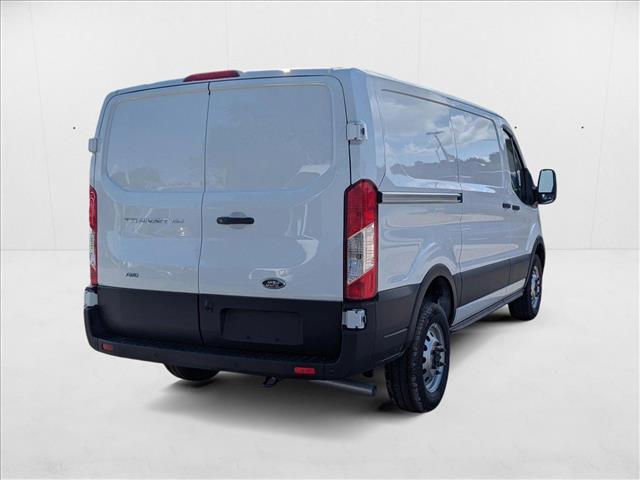 2025 Ford Transit photo 2