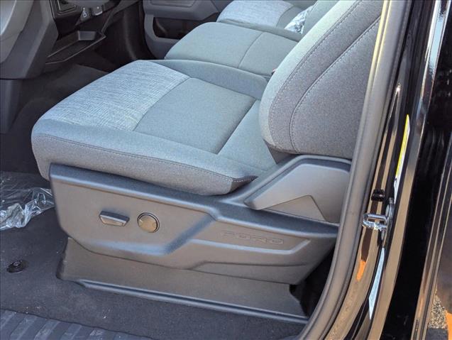 2026 Ford F-350 XLT photo 4