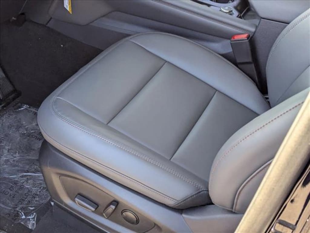 New 2026 Ford Explorer Active w/200A Pkg SUV