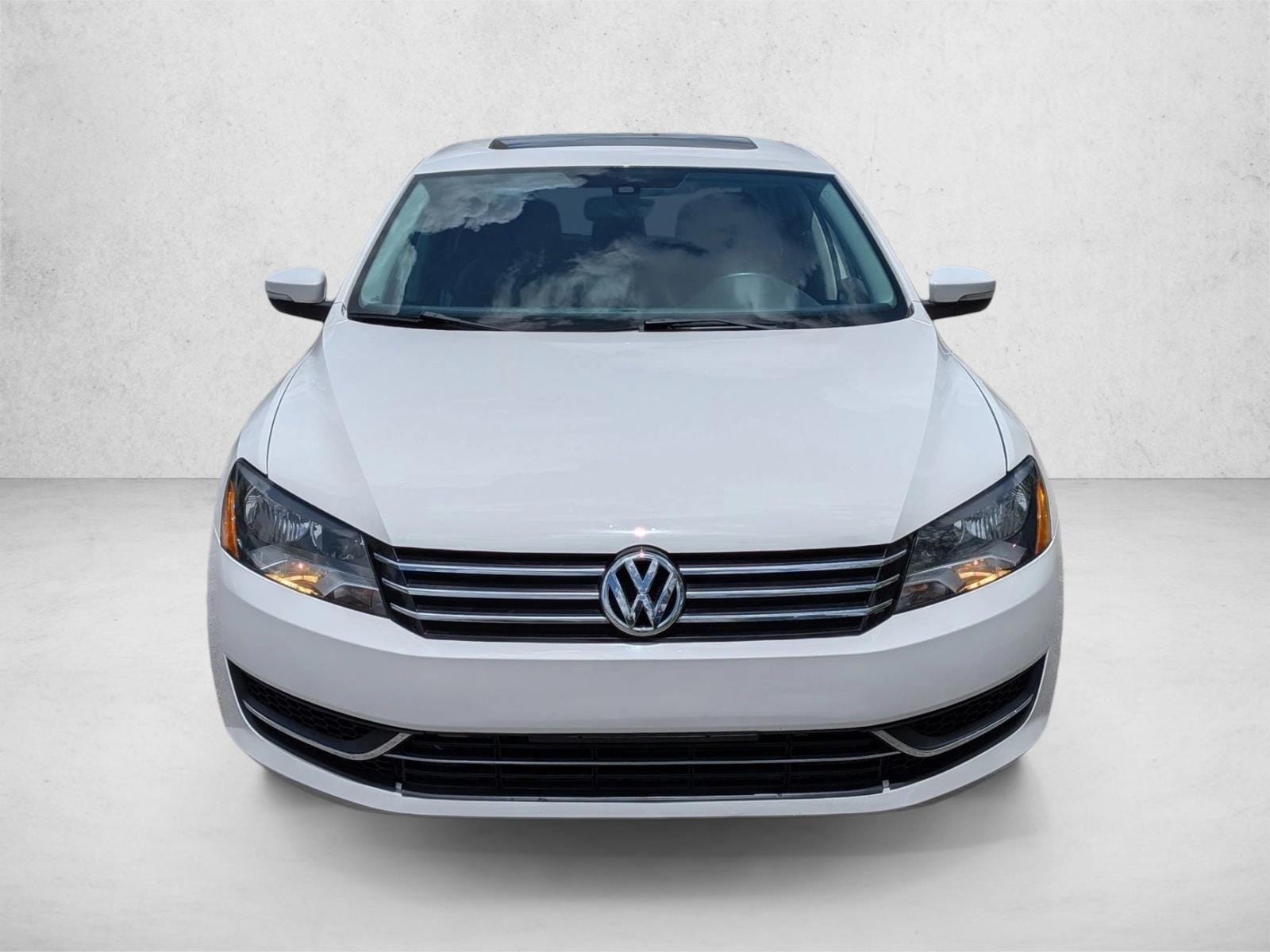 Used 2013 Volkswagen Passat SE with VIN 1VWBP7A39DC082401 for sale in Hialeah, FL