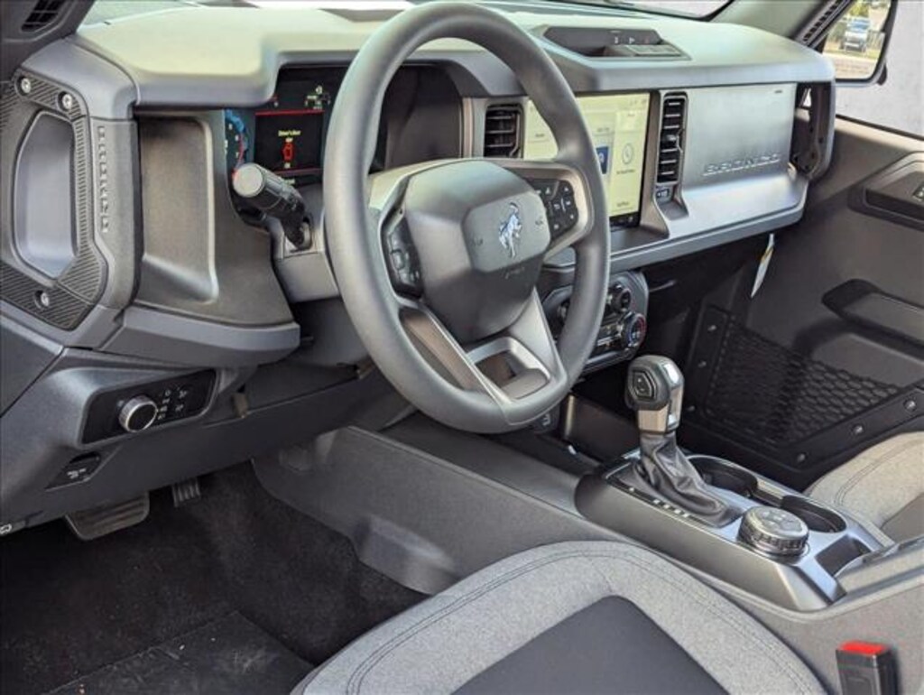 New 2025 Ford Bronco Base SUV