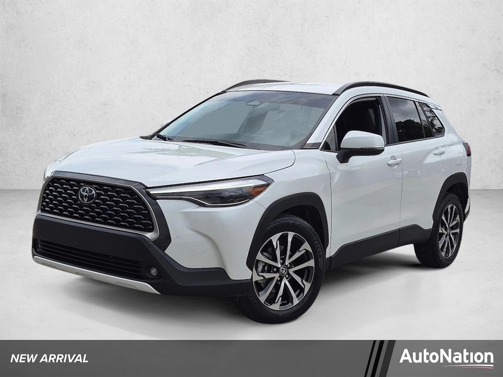 Used 2023 Toyota Corolla Cross XLE SUV