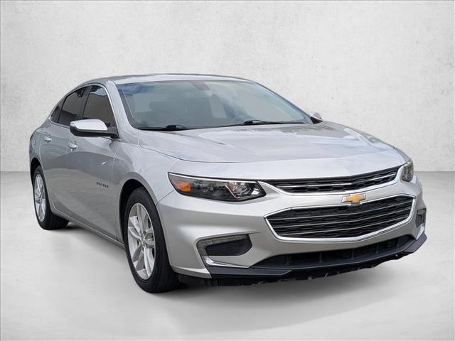 2018 Chevrolet Malibu 1LT photo 3