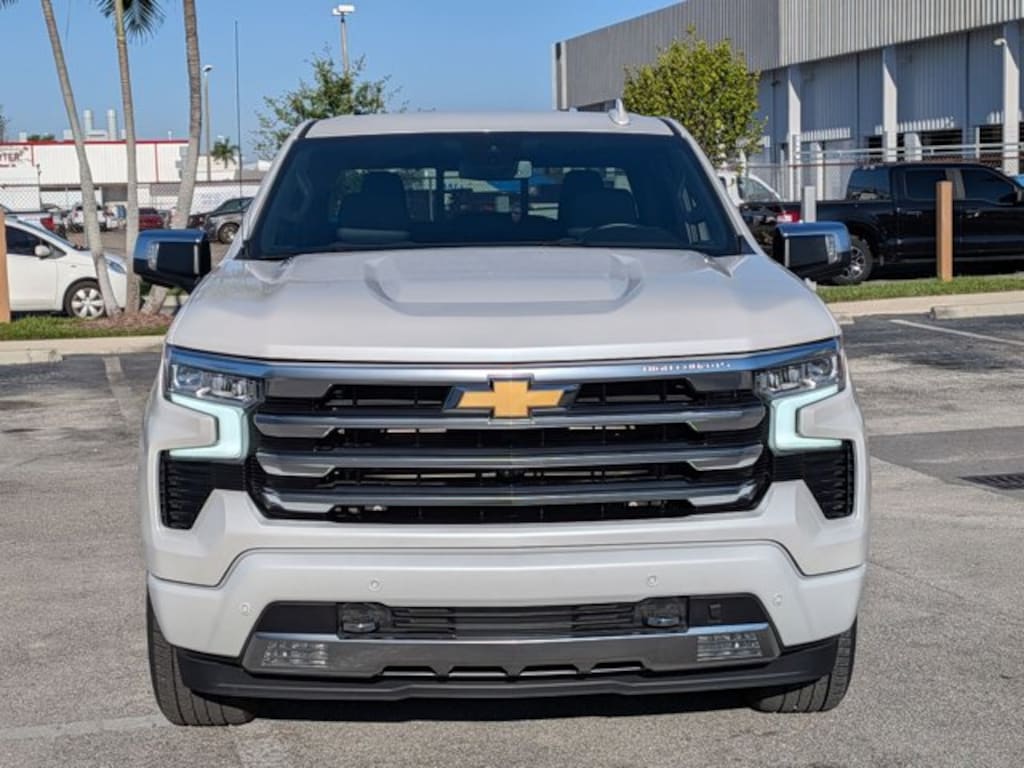 Used 2024 Chevrolet Silverado 1500 High Country Truck Crew Cab