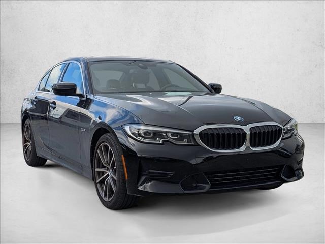2022 Bmw 330e Sedan photo 3