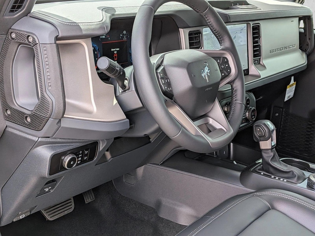 New 2026 Ford Bronco Outer Banks SUV