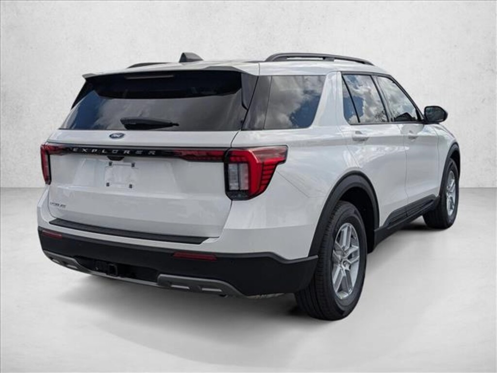 New 2026 Ford Explorer Active w/200A Pkg SUV