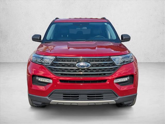 2022 Ford Explorer XLT photo 2
