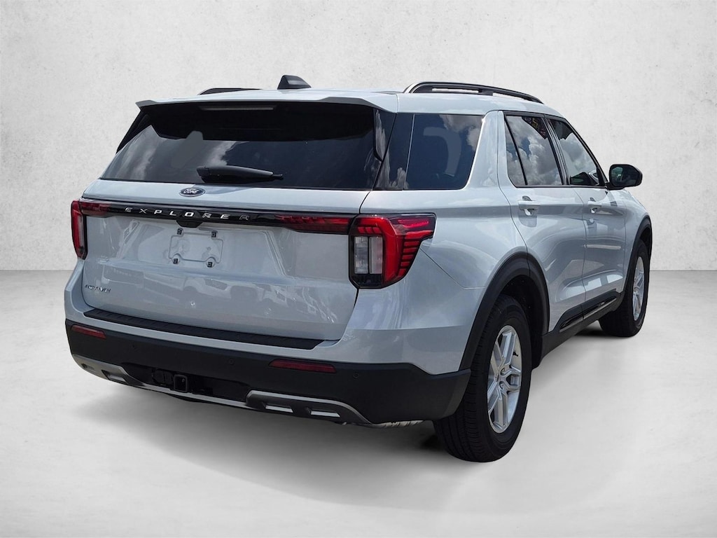 New 2026 Ford Explorer Active w/200A Pkg SUV