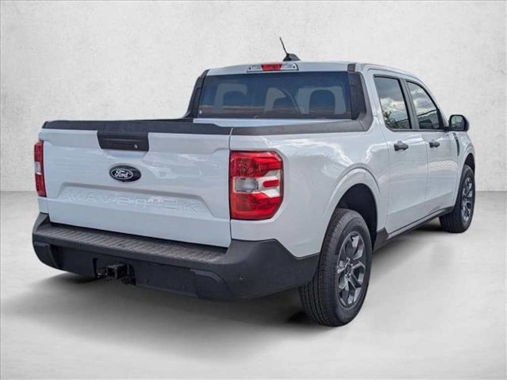 New 2026 Ford Maverick XLT Truck SuperCrew