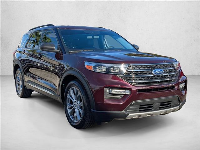 2022 Ford Explorer XLT photo 3
