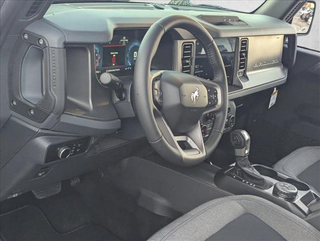 2025 Ford Bronco Big Bend photo 3
